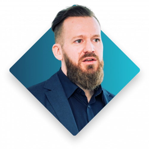 portrait dominik fries